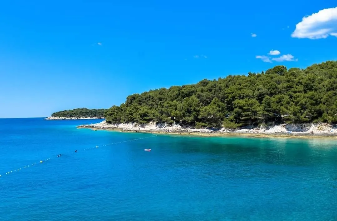 Apartment Tomas Near The Beach Pula