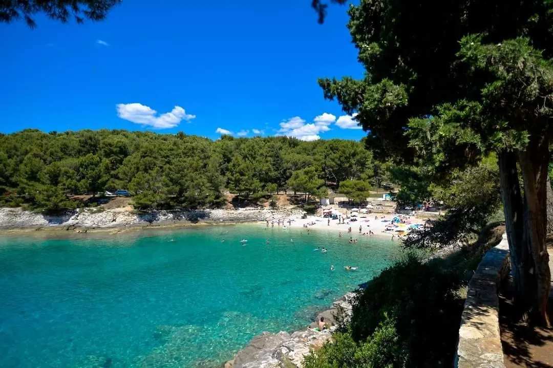 Apartment Tomas Near The Beach Pula