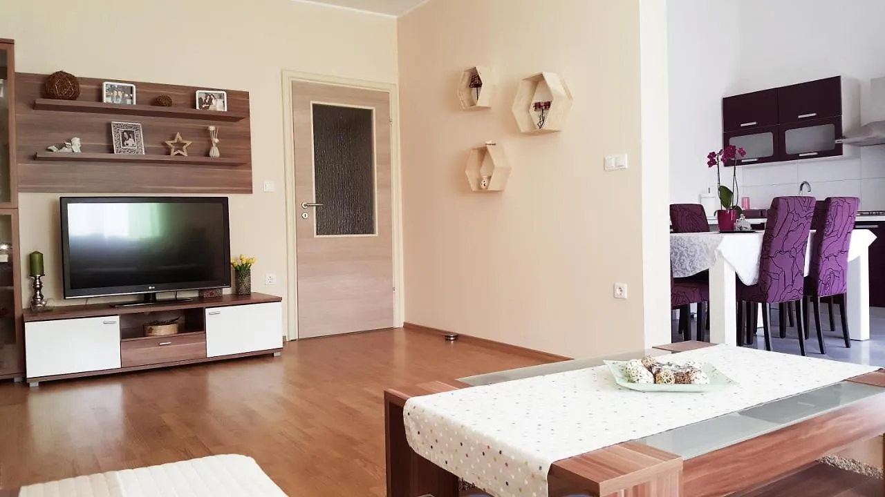 Apartment Tomas Near The Beach Pula 0*,  Croatia
