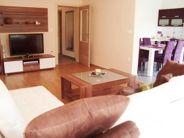 Apartment Tomas Near The Beach Pula 0*,  Croatia