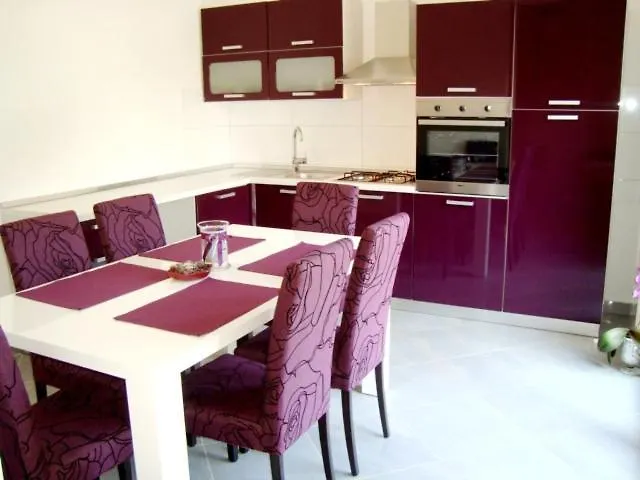 Apartment Tomas Near The Beach Pula